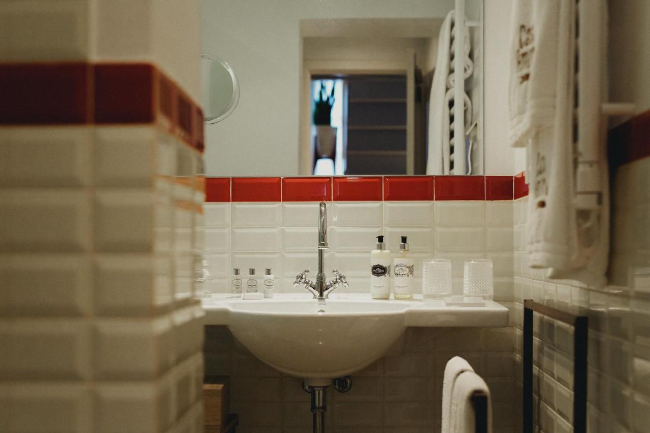 Casa Amora STUDIOS Acomodação com café da manhã  Lisboa